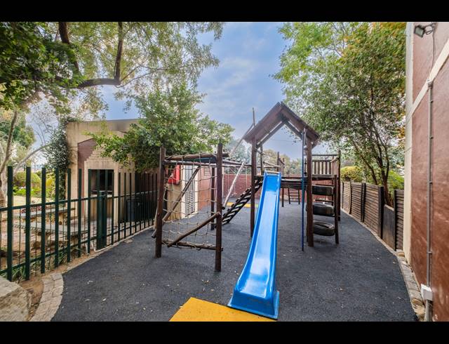 2 BEDROOM APARTMENT FOR SALE IN BROMHOF